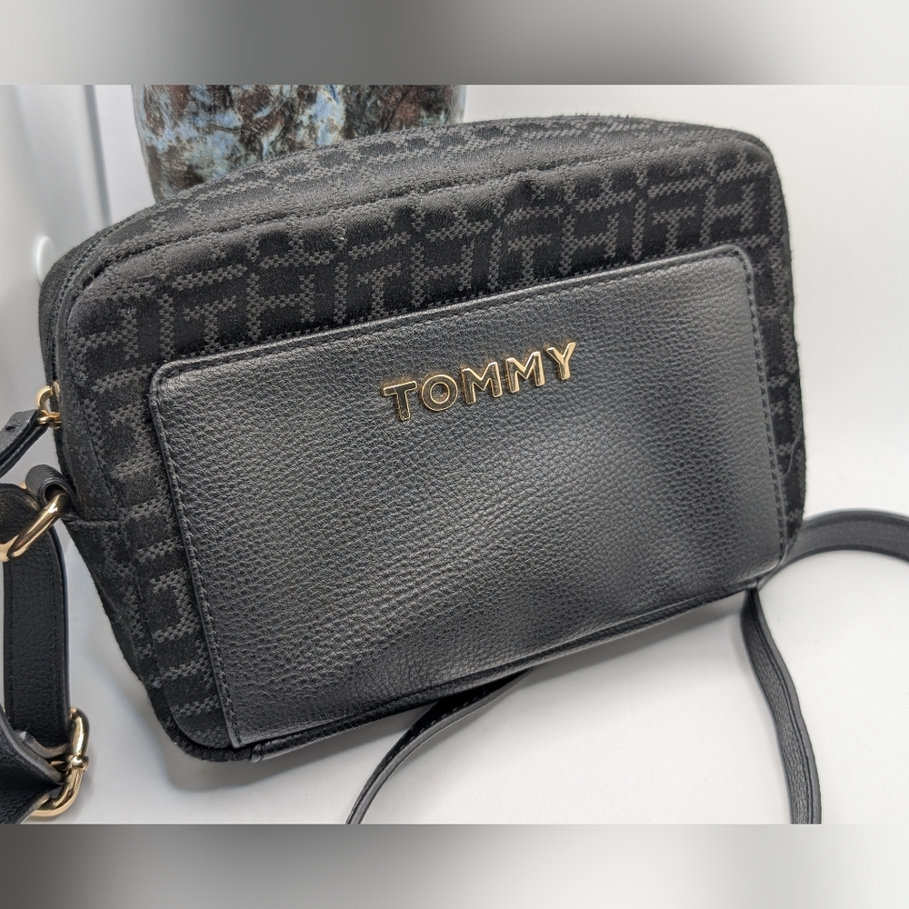 Tommy Hilfiger Black Crossbody Camera‎ Bag